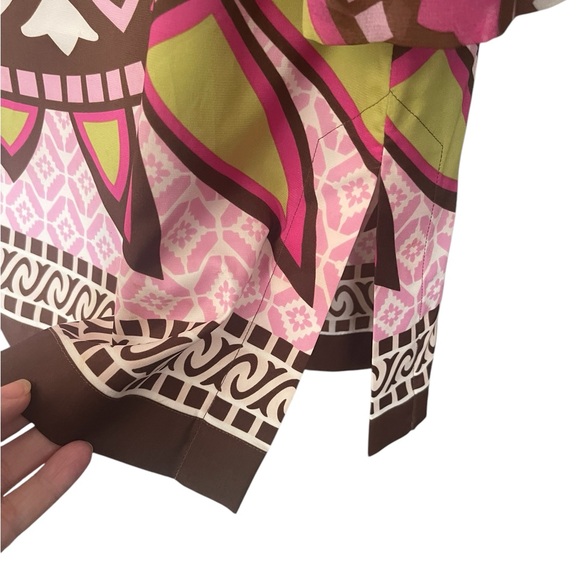 Nicole Miller size Large Brown and Pink Patterned Women's Top v-Neck tunic - Picture 4 of 9